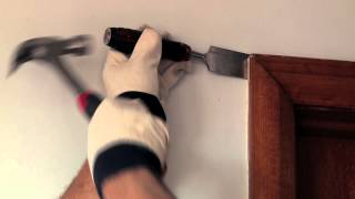 How To Remove Architraves  DIY At Bunnings [upl. by Stephine]