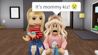 Mommy mommy I hurt my toe Roblox meme Shorts [upl. by Enomahs343]